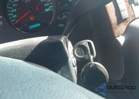 2011 GMC Yukon Xl 1500 Slt z USA, uszkodzony, nr VIN 1GKS2LE33BR206651